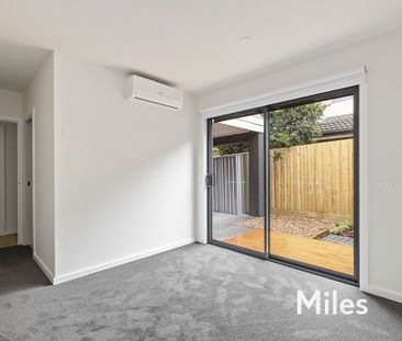 2/8 Dennis Street, Heidelberg Heights - Photo 6