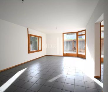 To rent a 4.5-room villa in Monthey - Photo 4