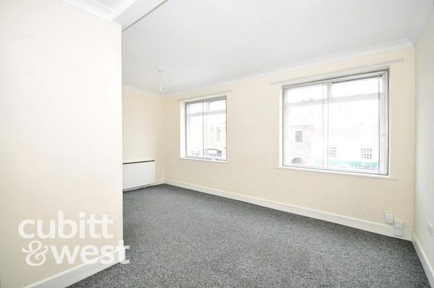 2 bedroom maisonette to rent - Photo 1