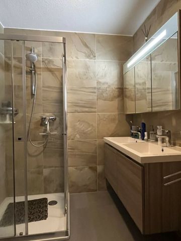 POSAT (FR) - 3.5 pièces au rez-de-chaussée sup. - Photo 2