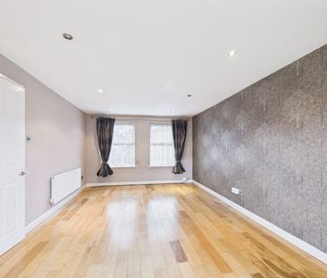 3 bedroom detached house to rent - Photo 2