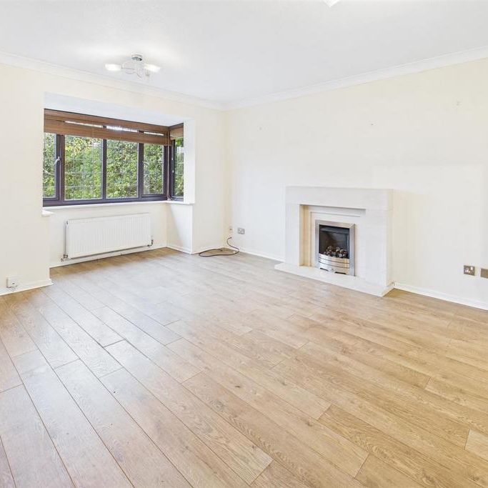 4 bedroom detached house to rent - Photo 1