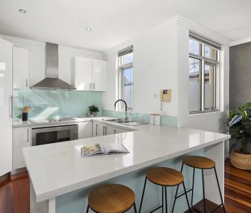 A Private Hideaway for an Edgy Lifestyle! - Photo 1