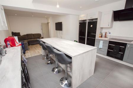 7 bedroom house to rent - Photo 3
