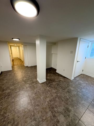 For Lease - 9 East 33rd Street Unit# LOWER, Hamilton, Ontario - Photo 2
