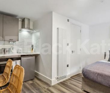 Recently refurbished studio flat to rent inc Wifi and Water - Photo 4