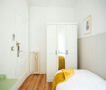 Calle del Doctor Gómez Ulla, Madrid, Community of Madrid 28028 - Foto 6