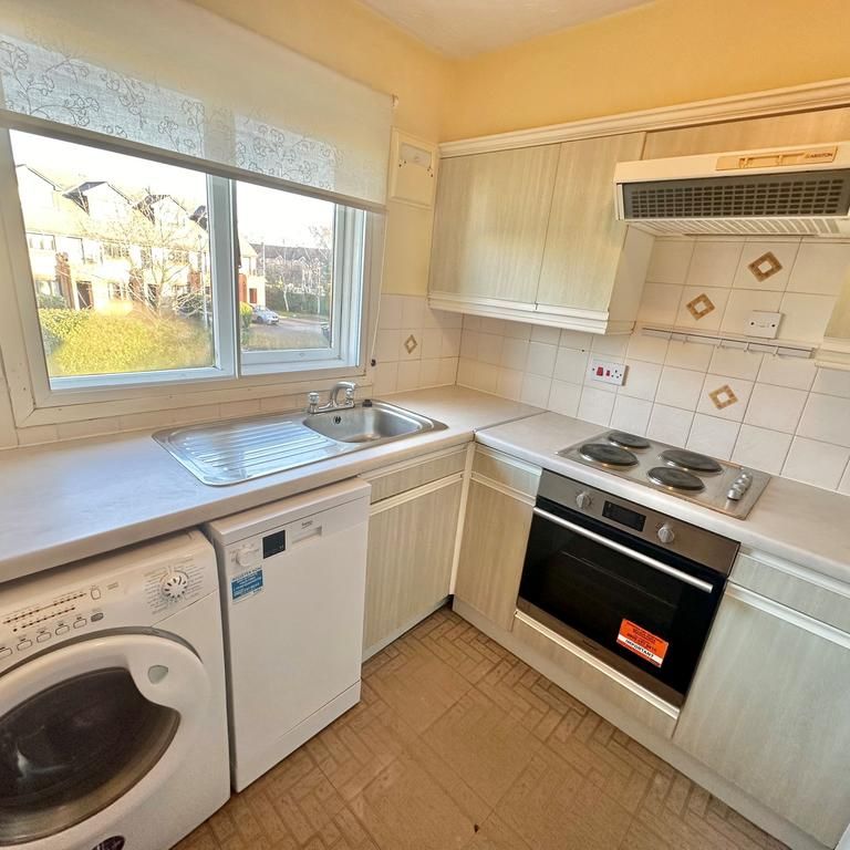 2 bedroom maisonette to rent - Photo 1