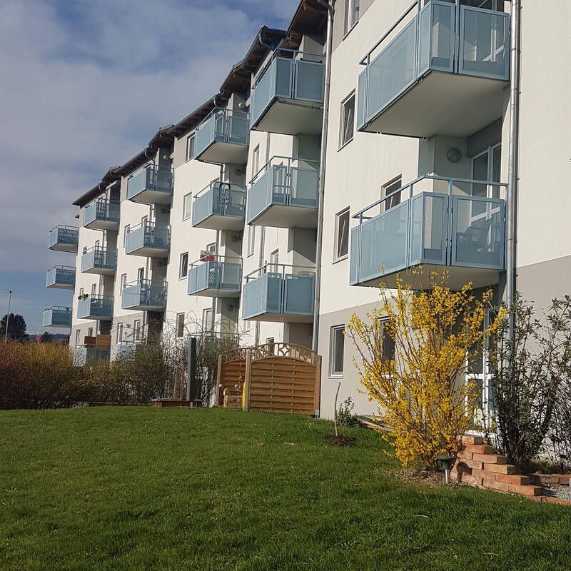 Licht, Luft & Aussicht – 3-Zimmer-Wohnung mit Weitblick - Photo 1