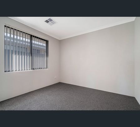 118 Avoca Chase, Baldivis, WA 6171 - Photo 4