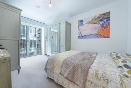 Jubilee Walk, Clerkenwell, WC1X - Photo 3