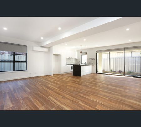 3/65 Melbourne Avenue, Glenroy, Vic 3046 - Photo 2