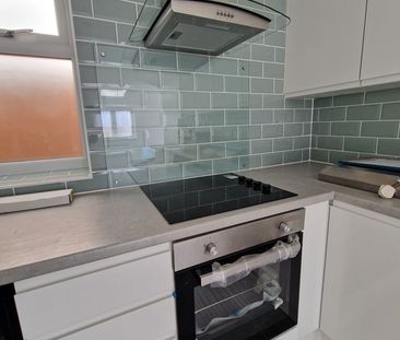 Studio Flat, Woodhouse Road, N12 - Photo 6