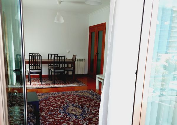 T2 for rent, next to the Glicínias Shopping Center, Aveiro.