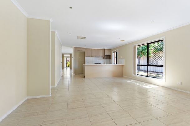 3 NAMOI PLACE, Wodonga VIC 3690 - House For Rent | Domain - Photo 1