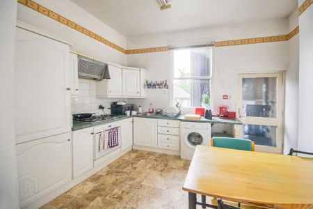 Flat 2, 19 Rugby Road, Belfast, BT7 1PT - Photo 4