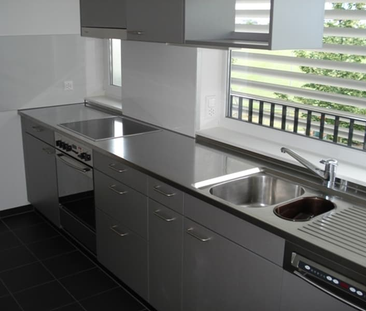 "Grosszügige 3.5-Zimmer-Wohnung in Zürich-Seebach" - Foto 1