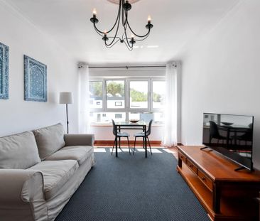 2 Bedroom Apartment with balcony, Alto dos Gaios, Cascais - Photo 2