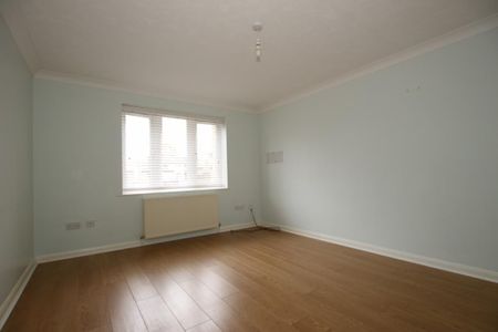 3 bedroom terraced house to rent - Photo 4