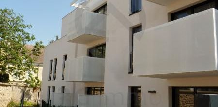 Location / Studio - Photo 2