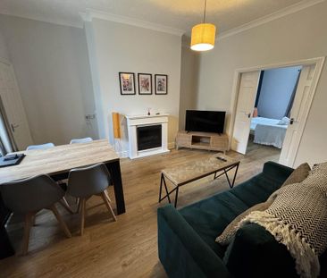 3 bedroom terraced house to rent - Photo 1