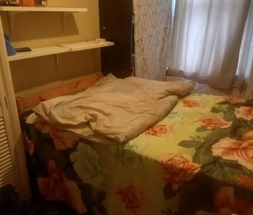 Room in a Shared House, St. Johns Road, E17 - Photo 1