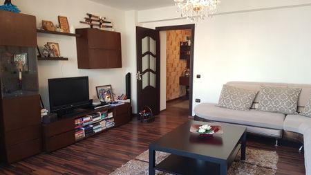 Apartament de inchiriat in Ploiesti, zona Eroilor - Photo 3