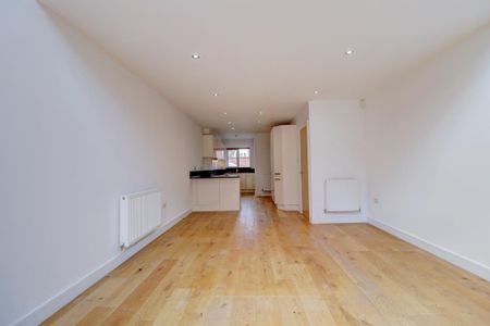 3 bedroom terraced house to rent - Photo 2