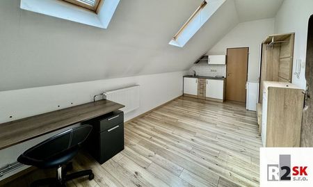 ‼️✳️ Prenajmeme garónový byt, Žilina - centrum, Farská ulička, LEN V R2 SK ‼️✳️ - Fotografia 4