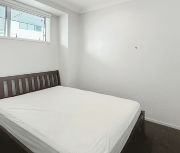 Furnished City Apartment - Prime Nelson Street Location - Photo 2