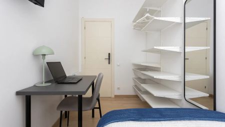 Room in a shared 4-bedroom apartment for rent in Sant Antoni - Foto 2