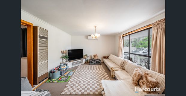 Spacious Family Home! - Photo 1