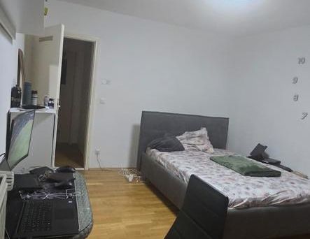 1 Zimmer Mit Balkon in einer 2er WG - Foto 1