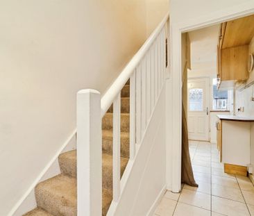 Burley Wood Crescent, Leeds - Photo 6