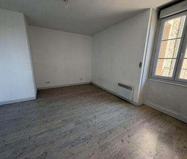 Location Appartement 4 pièces 130m² PONT DE VAUX 01190 - Photo 4