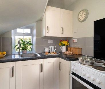 3 bedroom terraced house to rent - Photo 4