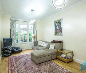 4 bedroom terraced house to rent - Photo 5