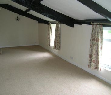 3 bedroom detached house to rent - Photo 2