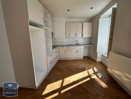 Location Appartement 4 pièces 102m² BOURG EN BRESSE 01000 - Photo 5