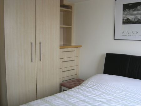2 Bed Flat, Ferguson Close, E14 - Photo 5