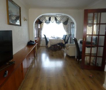 2 bedroom terraced house to rent - Photo 2
