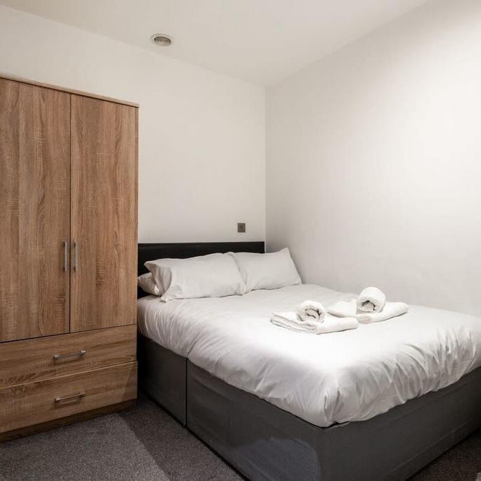 1 bedroom serviced apartment to rent - Photo 1