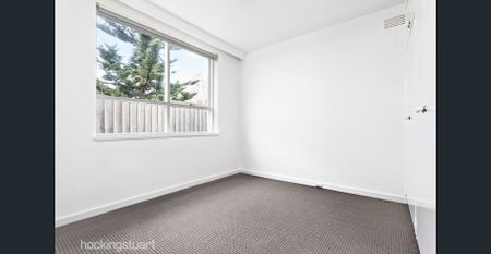 Fresh and Private one Bedroom - Photo 3
