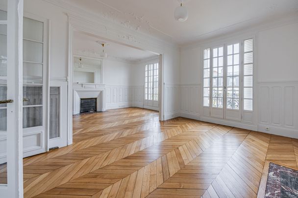 Appartement • Gros Caillou - Photo 1