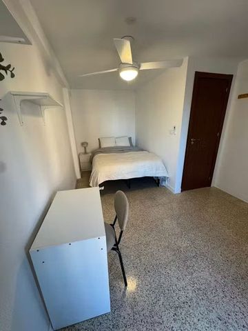 Avinguda dAusiàs March, Alaquàs, Valencian Community 46970 - Photo 5