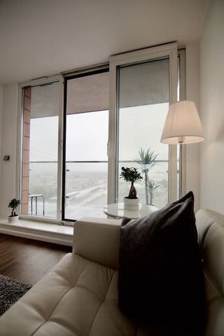 2 Bed Flat, The Oxygen, E16 - Photo 2