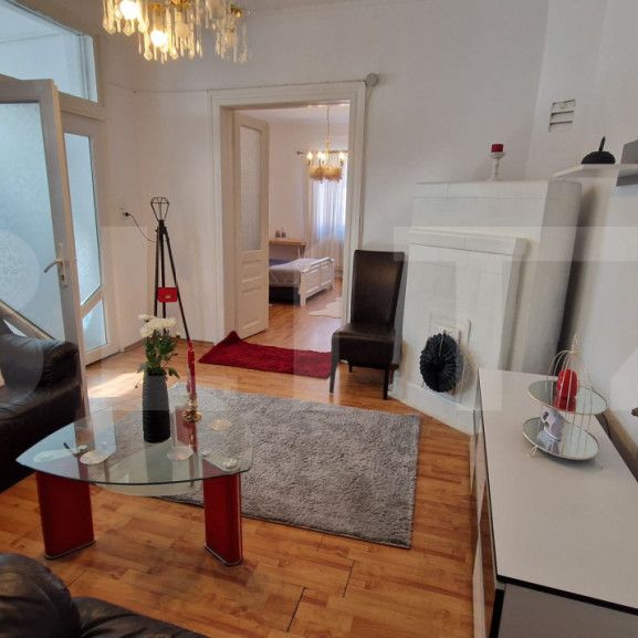 Casa in inima orasului, curte individuala, 3 camere, zona li - Fotografie 1