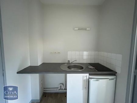 Location Appartement 1 pièce 18m² POITIERS 86000 - Photo 4