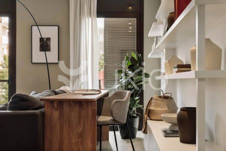 Apartamento de alquiler en Carrer de Brusi, Sant Gervasi- Galvany - Photo 2