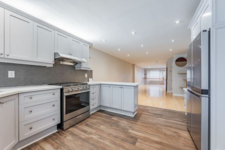 For Lease - 96 Stafford Street, Toronto, Ontario - Photo 5